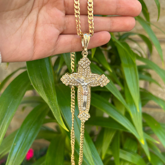 Jesús cross necklace