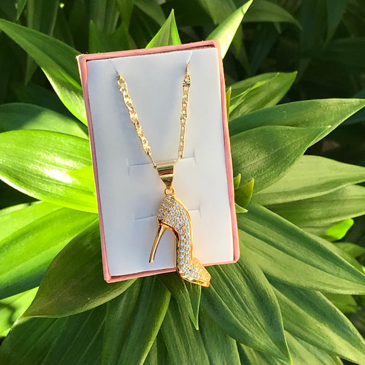 Classy heel necklace